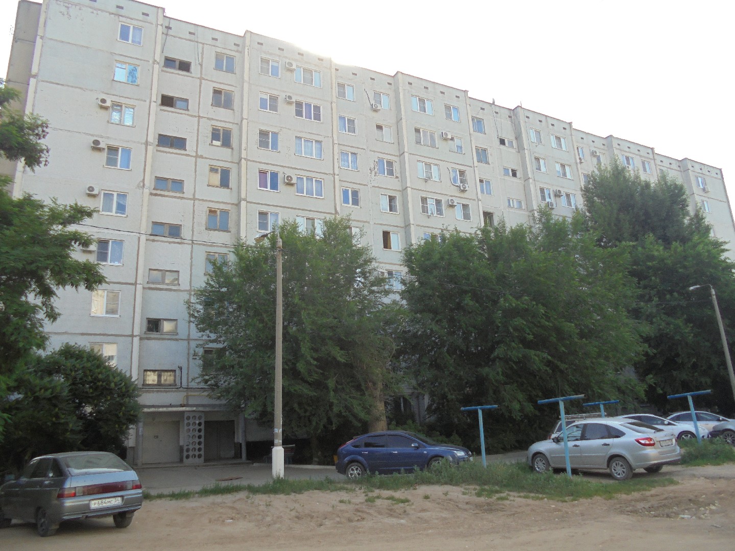 обл. Волгоградская, г. Волгоград, ул. Удмуртская, д. 36-фасад здания