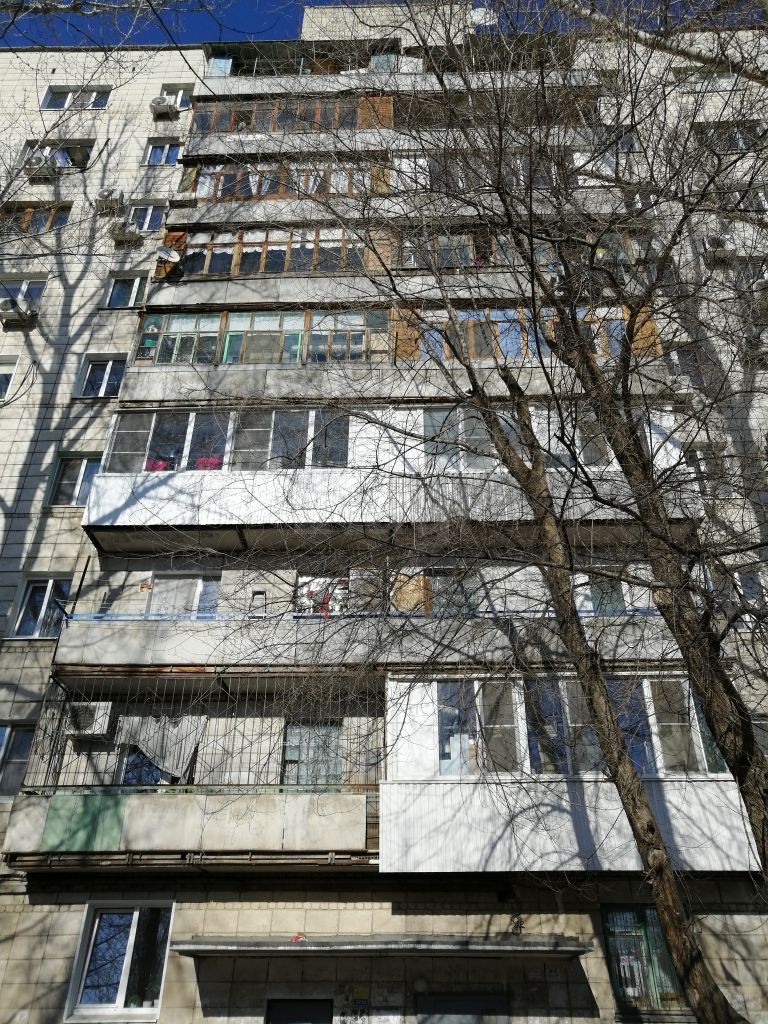 обл. Волгоградская, г. Волгоград, ул. Удмуртская, д. 103-фасад здания