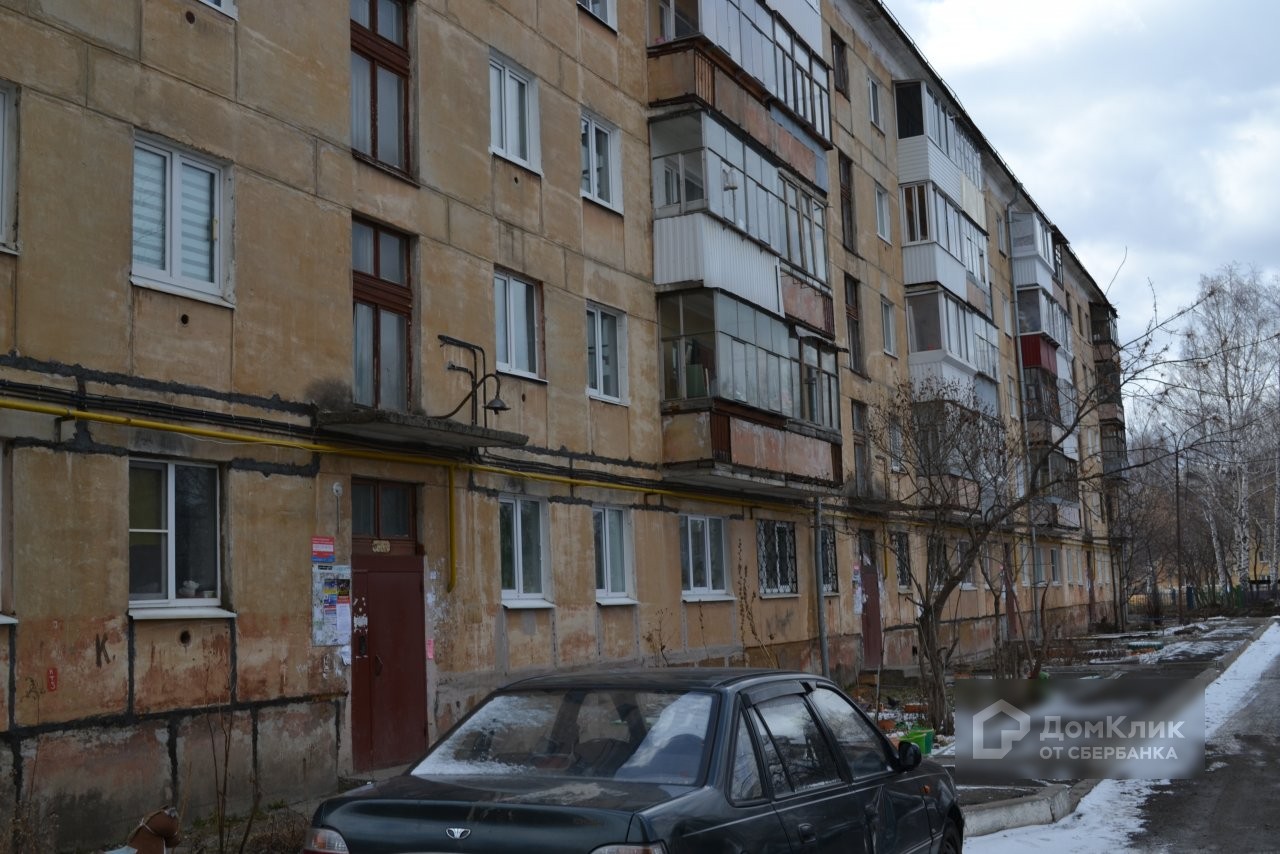 обл. Свердловская, г. Нижний Тагил, пр-кт. Ленинградский, д. 96-фасад здания