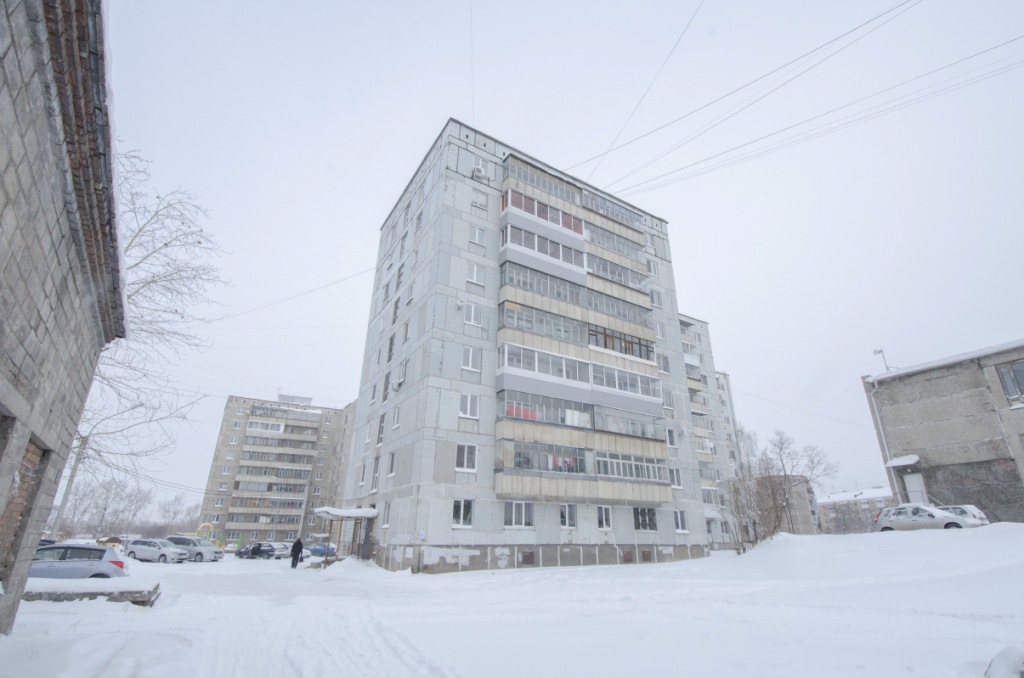 обл. Свердловская, г. Нижний Тагил, ул. Первомайская, д. 31-фасад здания