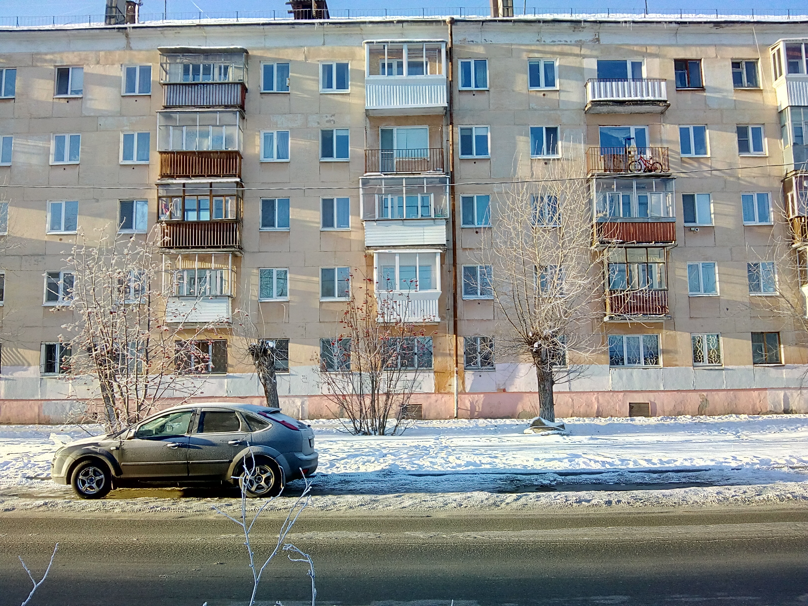 обл. Свердловская, г. Нижний Тагил, ул. Энтузиастов, д. 66-фасад здания