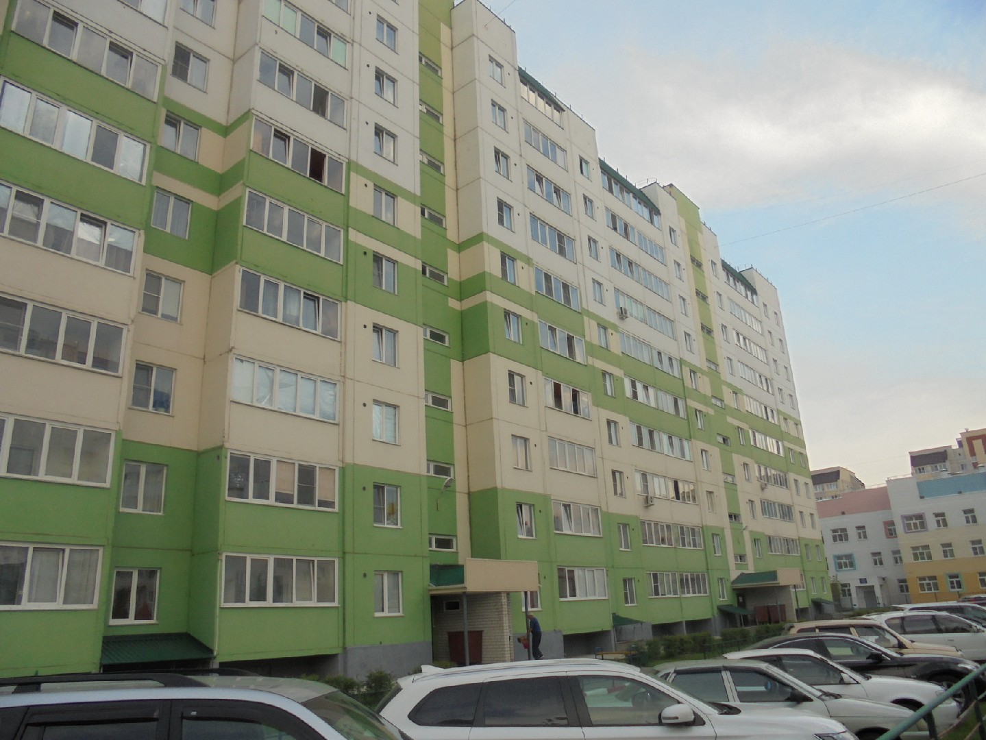 край. Алтайский, г. Барнаул, ул. Власихинская, д. 85-фасад здания