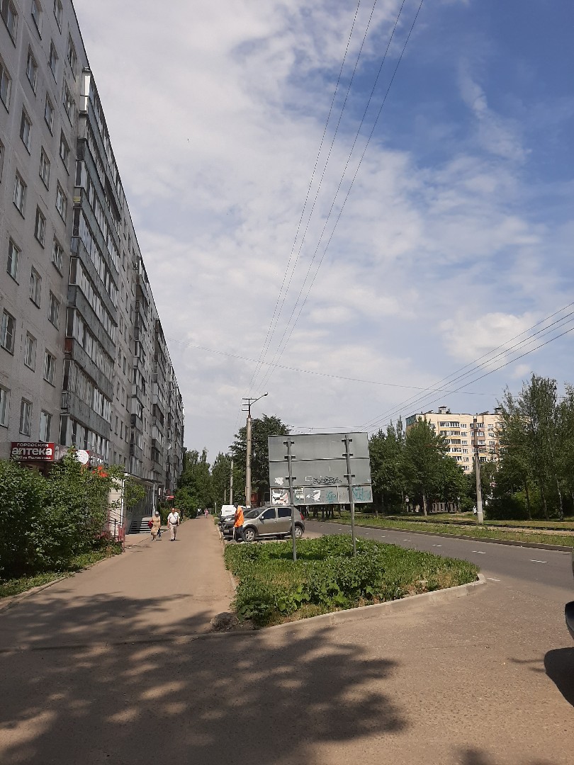 обл. Смоленская, г. Смоленск, ул. Рыленкова, д. 6-фасад здания