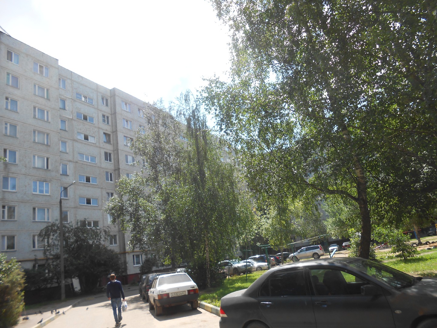 обл. Смоленская, г. Смоленск, ул. Рыленкова, д. 43-фасад здания