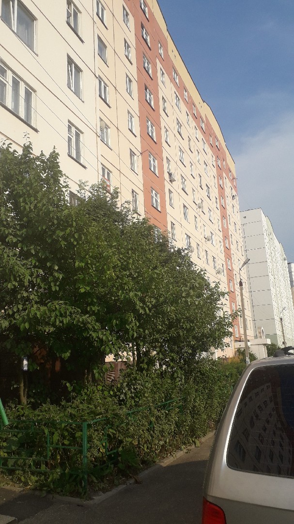 обл. Смоленская, г. Смоленск, ул. Рыленкова, д. 48-фасад здания