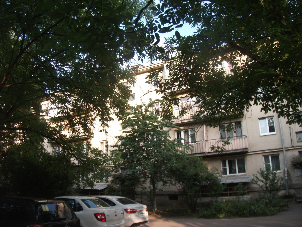 край. Ставропольский, г. Ессентуки, ул. Ермолова, д. 127-фасад здания