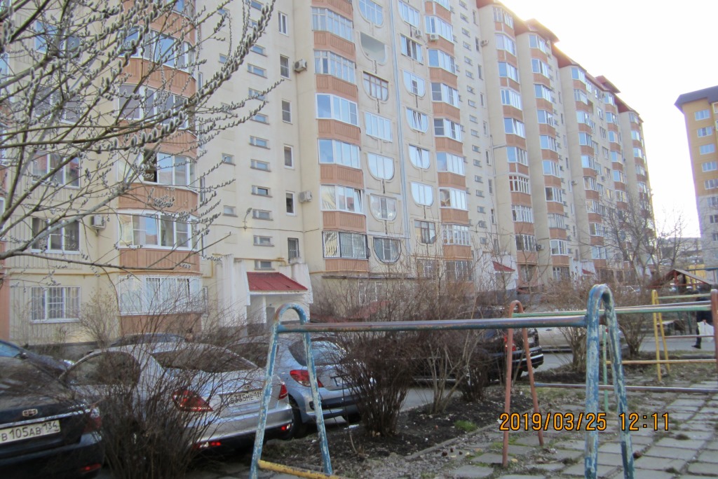 край. Ставропольский, г. Ставрополь, пер. Макарова, д. 16-придомовая территория