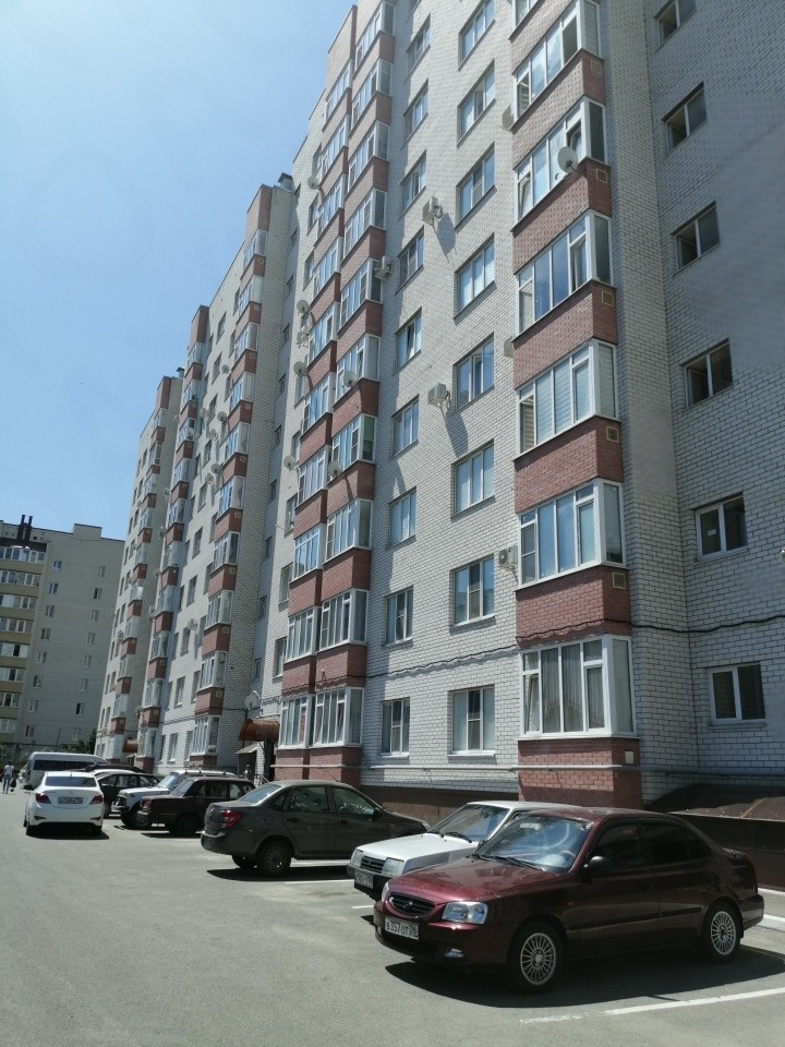 край. Ставропольский, г. Ставрополь, ул. Рогожникова, д. 2-фасад здания