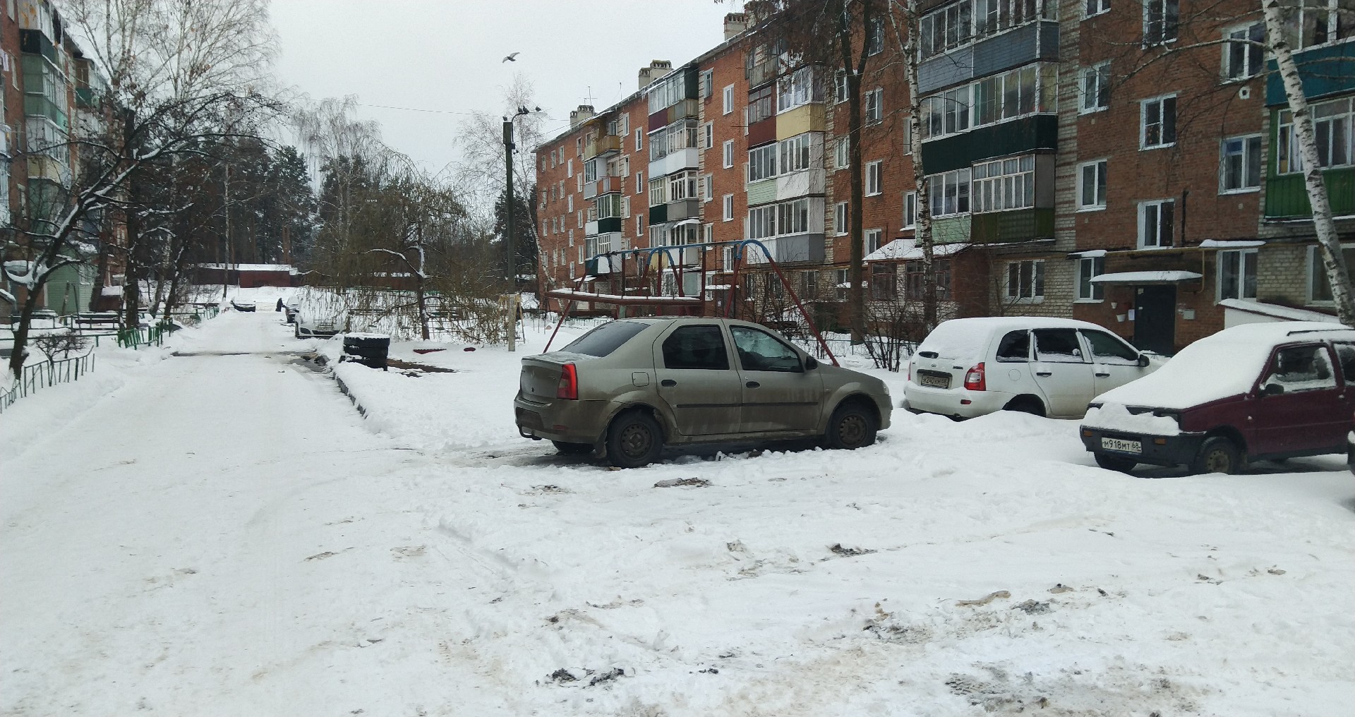 обл. Тамбовская, г. Котовск, ул. Профсоюзная, д. 3-придомовая территория