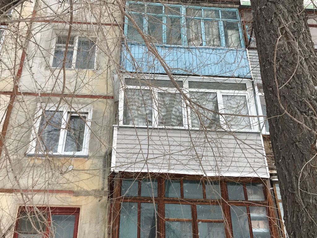 край. Алтайский, г. Рубцовск, ул. Краснознаменская, д. 102-фасад здания