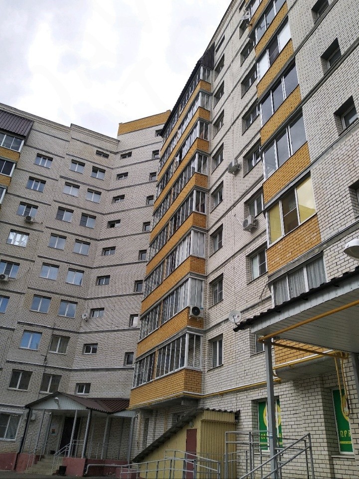 обл. Тамбовская, г. Тамбов, ул. Агапкина, д. 19-фасад здания