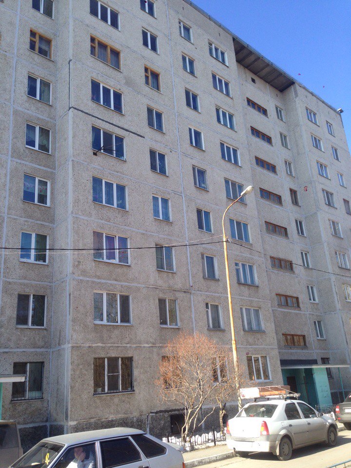 обл. Тюменская, г. Тюмень, ул. Республики, д. 217-фасад здания