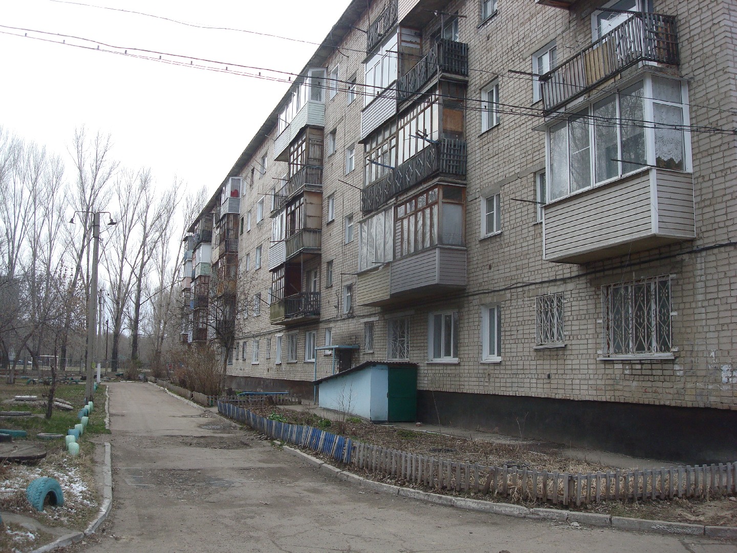 край. Алтайский, г. Рубцовск, ул. Светлова, д. 82-фасад здания