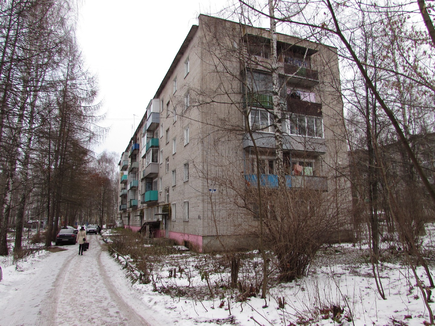 обл. Тверская, г. Вышний Волочек, ул. Мира, д. 66 б-фасад здания