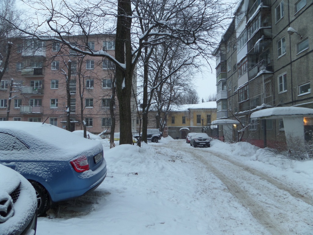 обл. Тверская, г. Тверь, наб. Афанасия Никитина, д. 84-придомовая территория