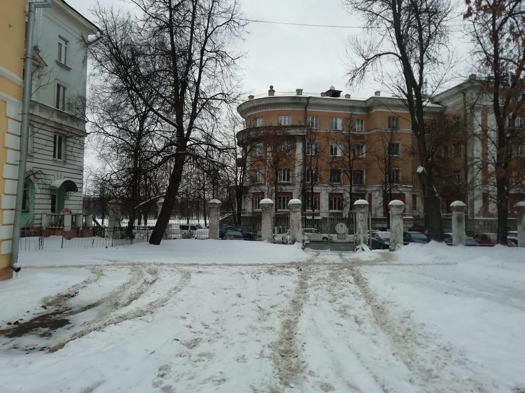 обл. Тверская, г. Тверь, ул. Вольного Новгорода, д. 2-придомовая территория