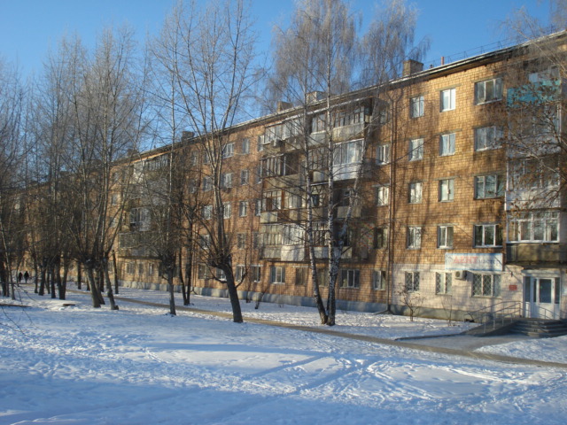 Респ. Удмуртская, г. Ижевск, ул. 9 Января, д. 161-фасад здания