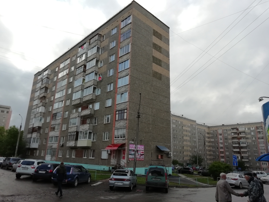 Респ. Удмуртская, г. Ижевск, ул. Баранова, д. 62-фасад здания