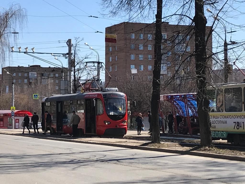 Респ. Удмуртская, г. Ижевск, ул. Кирова, д. 9-придомовая территория