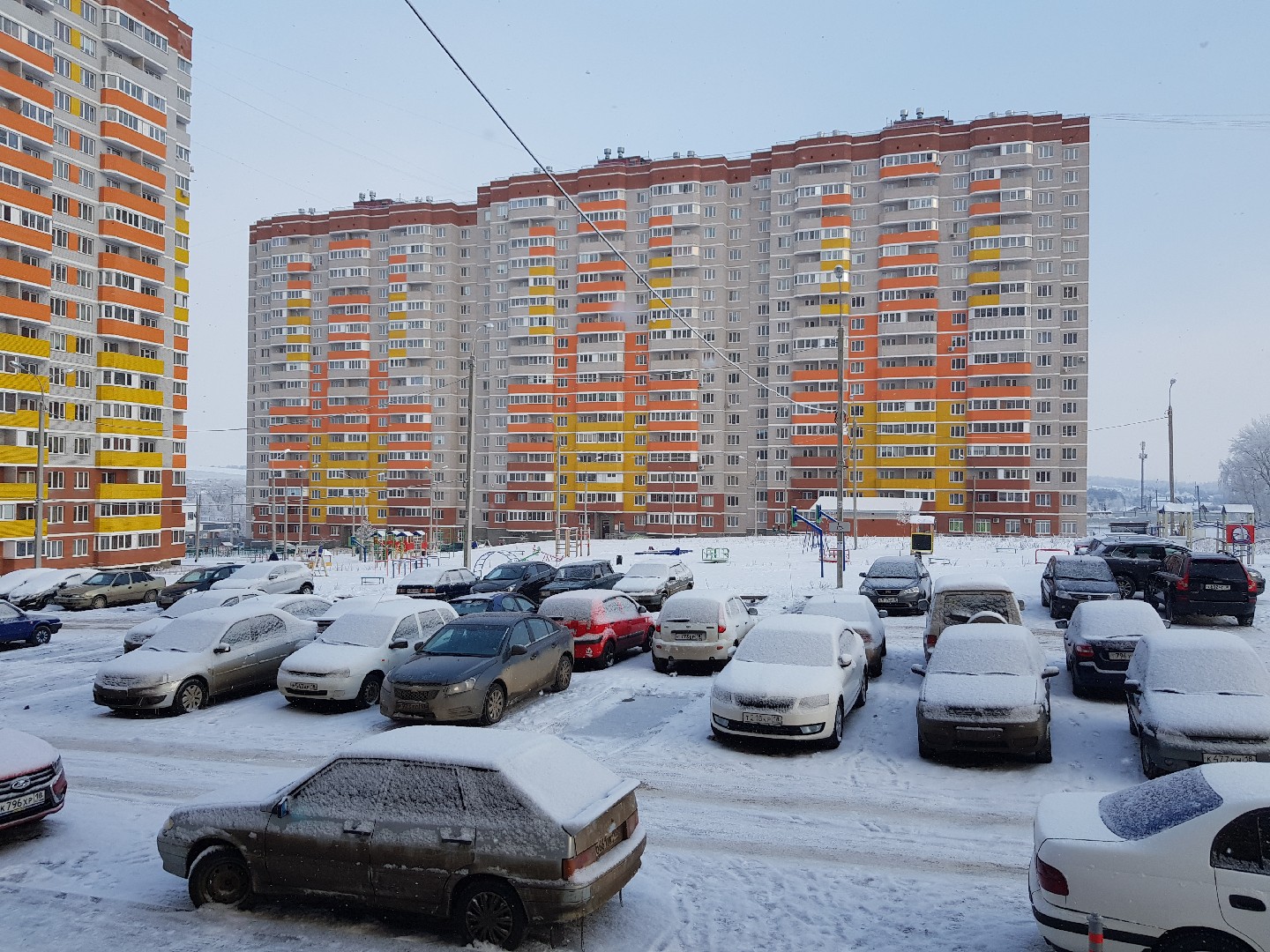 Респ. Удмуртская, г. Ижевск, пр-кт. Конструктора Калашникова М.Т., д. 7-фасад здания