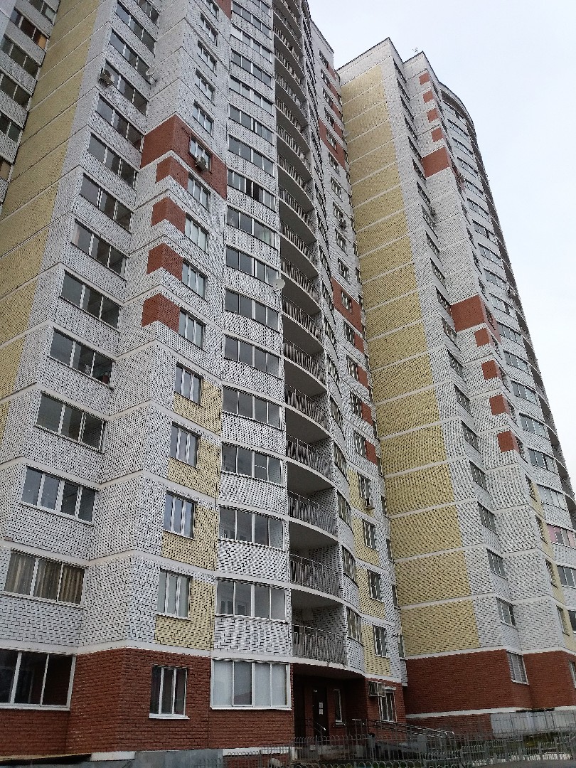 Респ. Удмуртская, г. Ижевск, ул. Ленина, д. 93-фасад здания