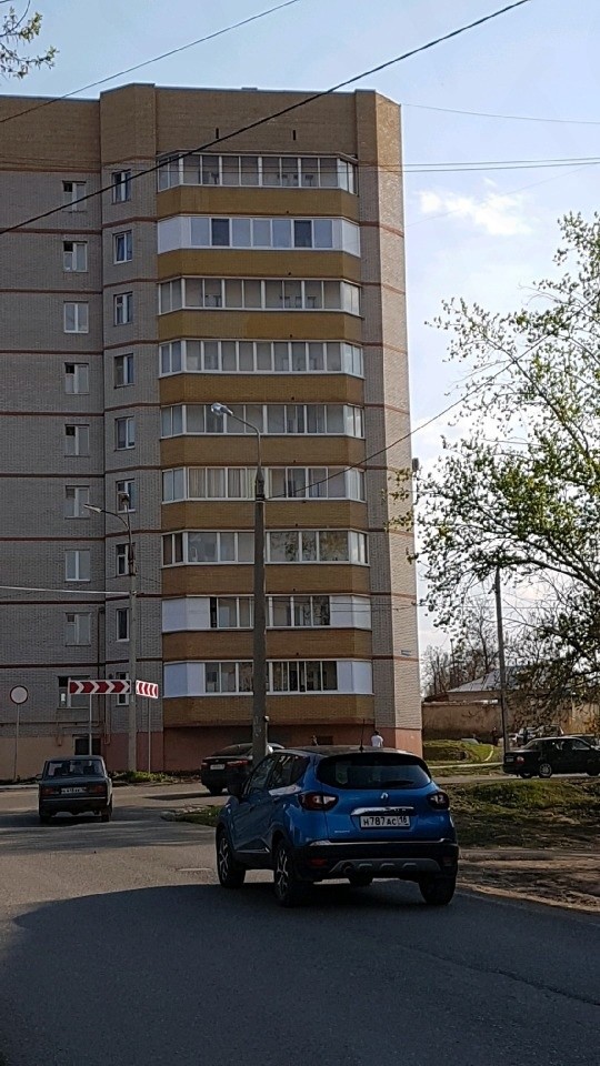 Респ. Удмуртская, г. Ижевск, городок. Машиностроителей, д. 99А-фасад здания