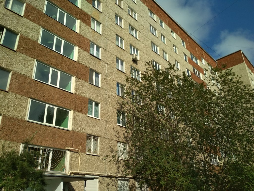 Респ. Удмуртская, г. Ижевск, ул. Молодежная, д. 69-фасад здания