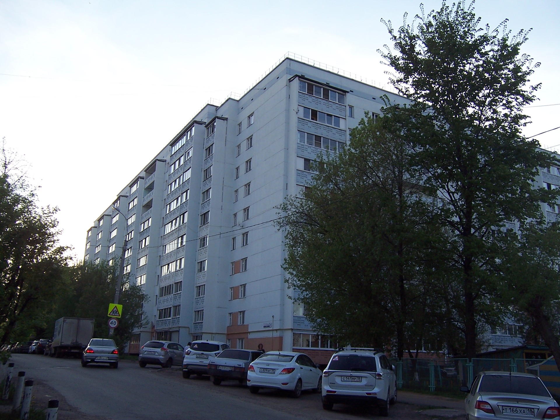 Респ. Удмуртская, г. Ижевск, ул. Нагорная, д. 36-фасад здания