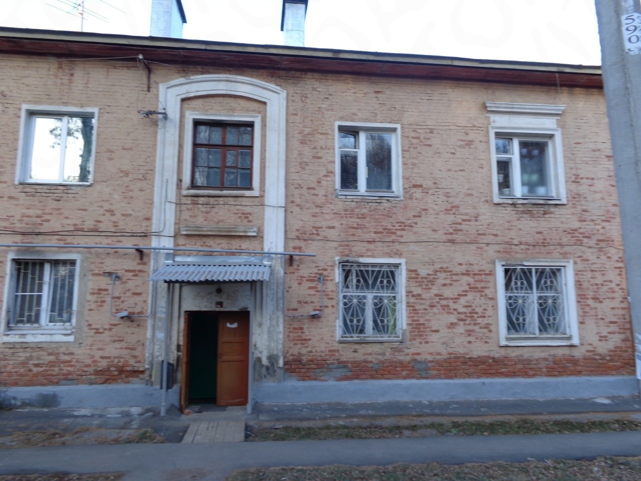 Респ. Удмуртская, г. Ижевск, ул. Саратовская, д. 37-фасад здания