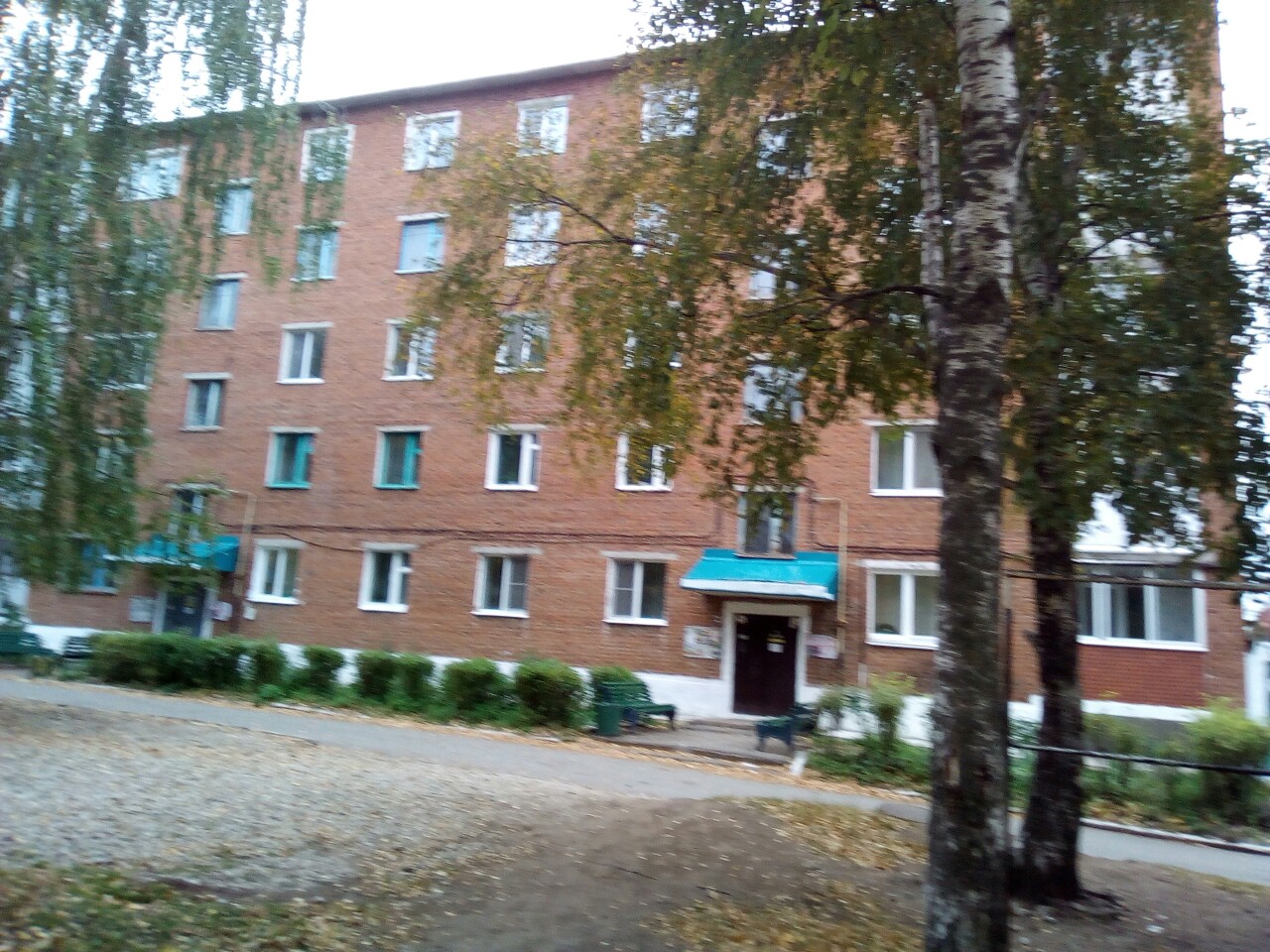 Респ. Удмуртская, г. Можга, ул. Гагарина, д. 10-фасад здания