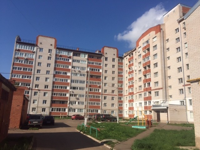 Респ. Удмуртская, г. Сарапул, ул. Гончарова, д. 77, к. 1-фасад здания