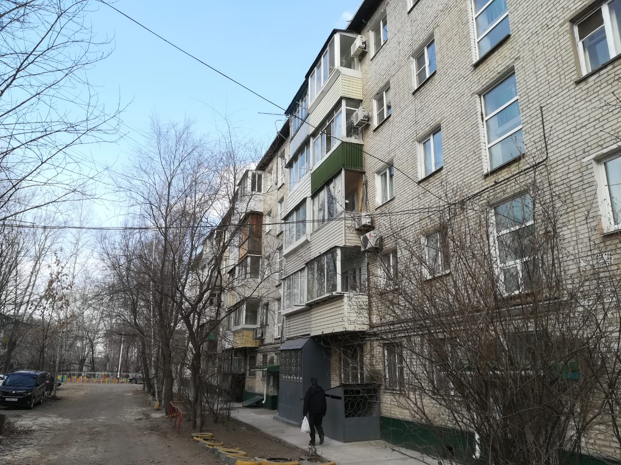 край. Хабаровский, г. Хабаровск, ул. Данчука, д. 4-фасад здания