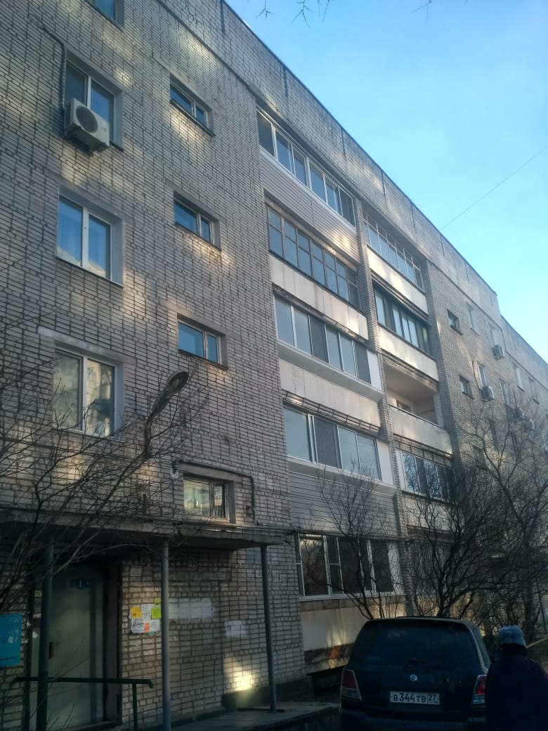 край. Хабаровский, г. Хабаровск, ул. Дикопольцева, д. 6а-фасад здания