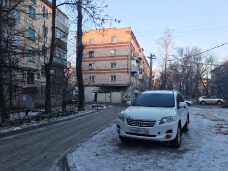 край. Хабаровский, г. Хабаровск, ул. Королева, д. 6-придомовая территория