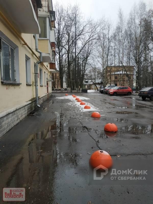 обл. Вологодская, г. Вологда, ул. Предтеченская, д. 56-придомовая территория