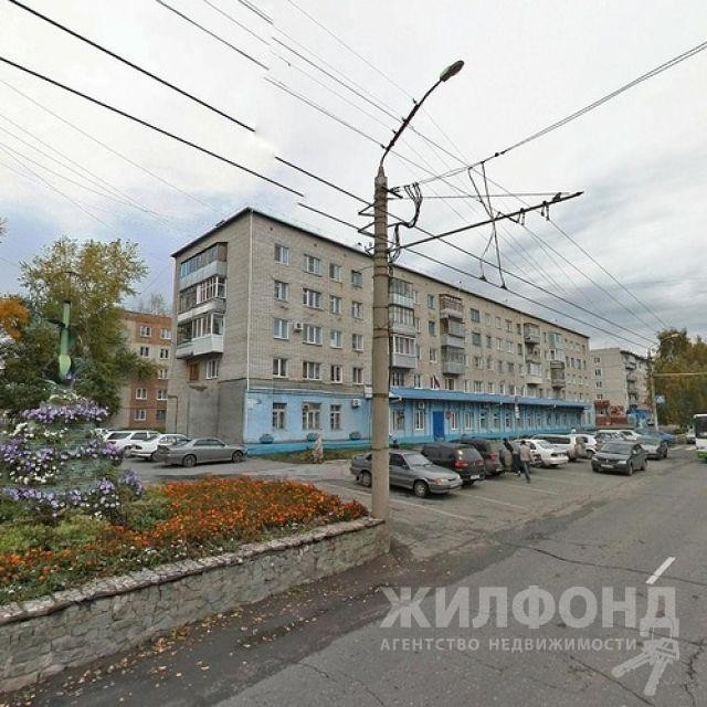 край. Алтайский, г. Барнаул, ул. Георгиева, д. 37-фасад здания