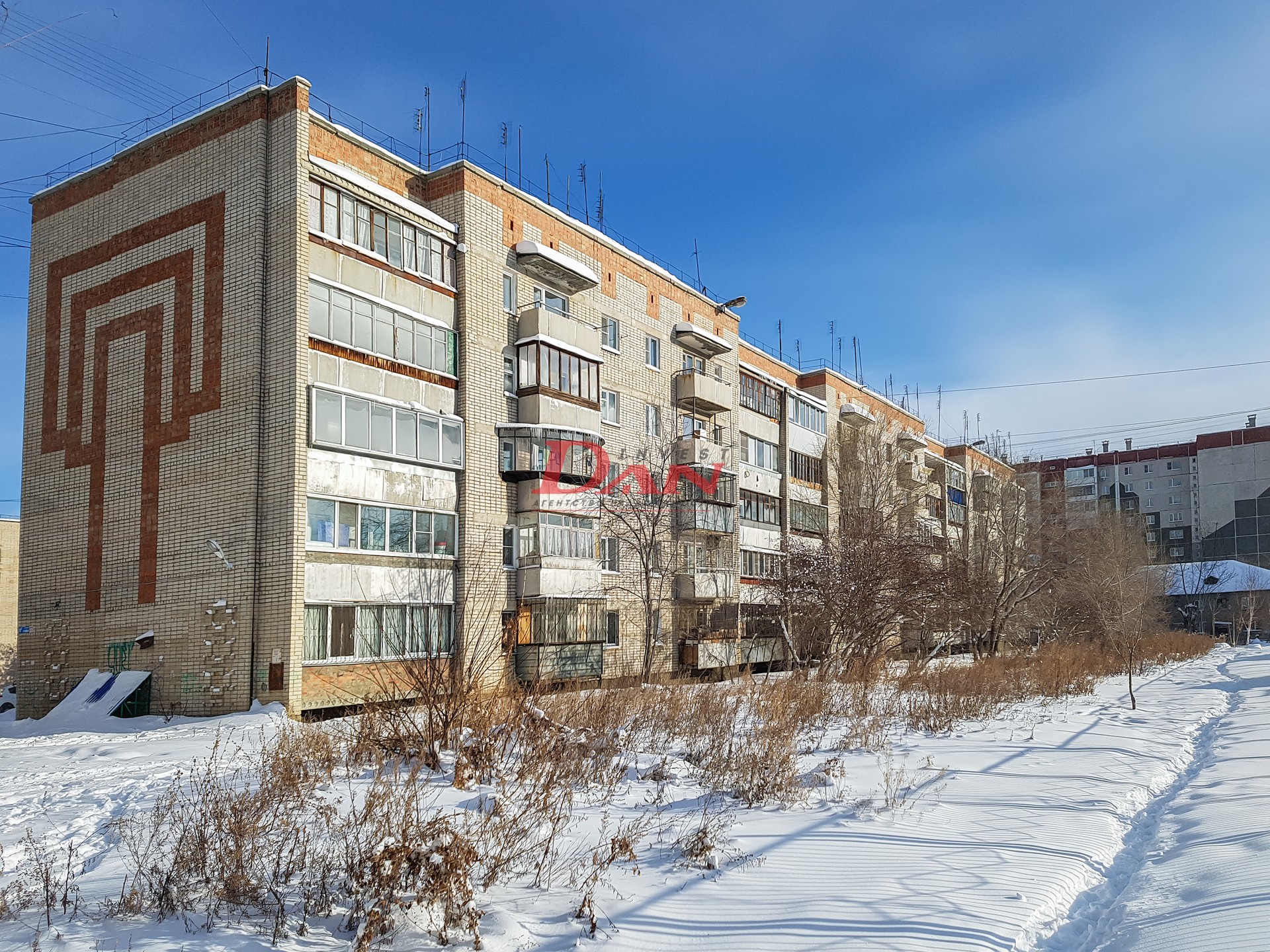 обл. Челябинская, г. Копейск, пр-кт. Славы, д. 11, к. б-фасад здания