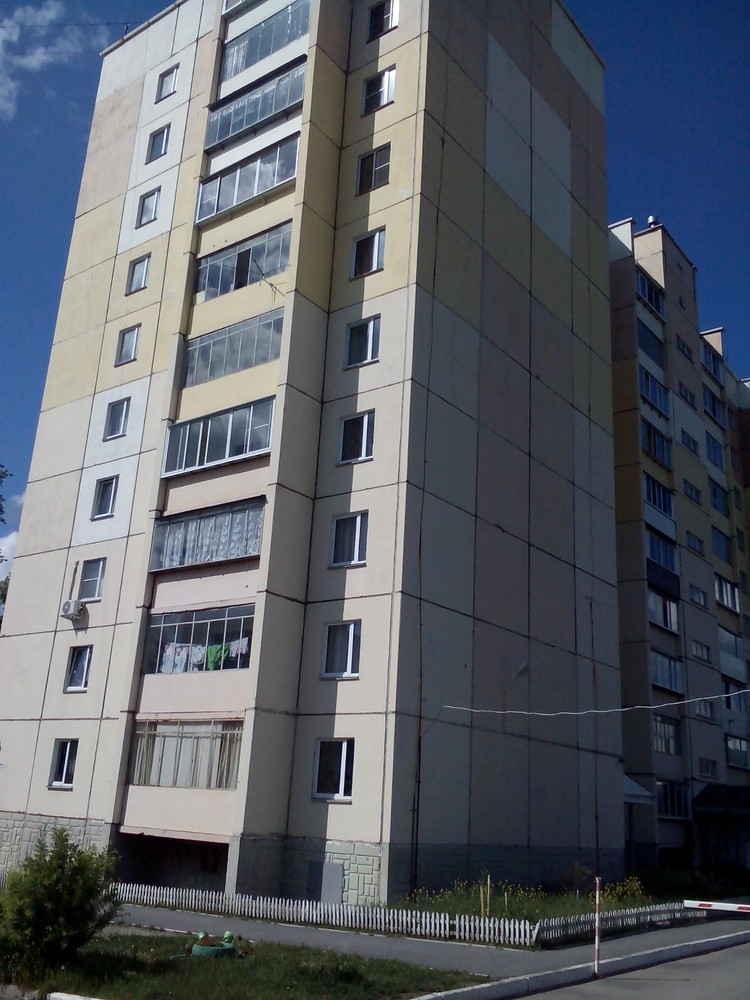 обл. Челябинская, г. Миасс, ул. Суворова, д. 2-фасад здания