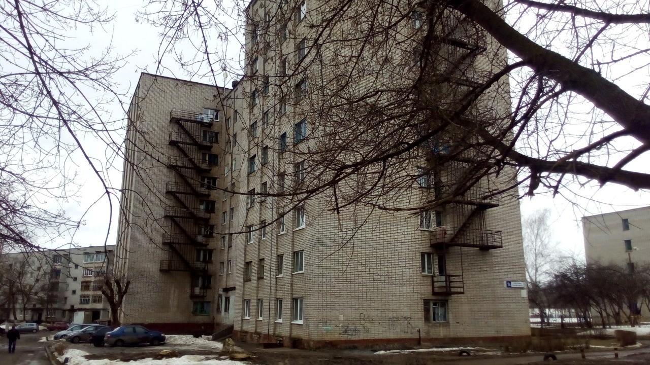 Респ. Чувашская, г. Новочебоксарск, б-р. Зеленый, д. 1а-фасад здания