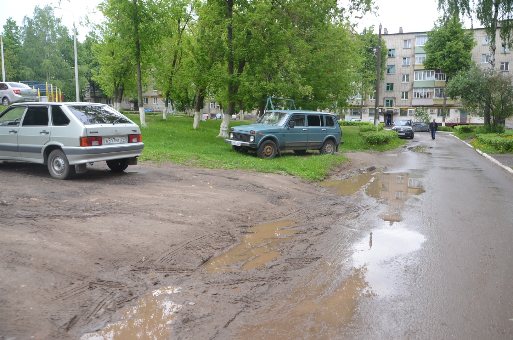 Респ. Чувашская, г. Новочебоксарск, ул. Советская, д. 5-придомовая территория