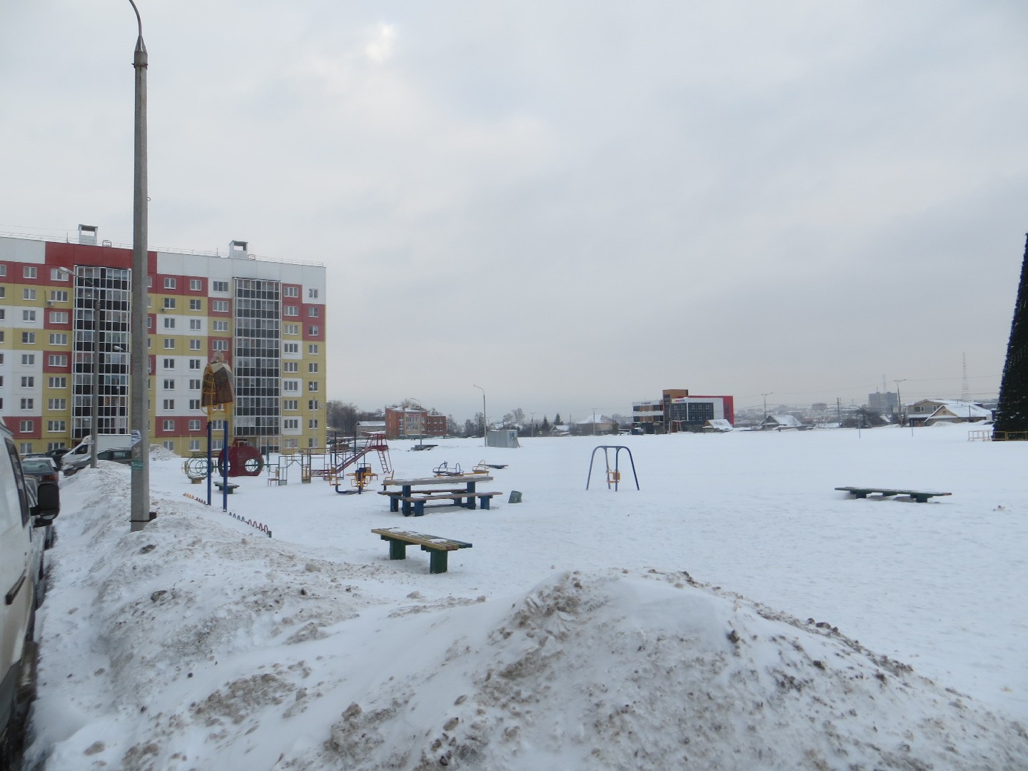 Респ. Чувашская, г. Чебоксары, ул. П.В.Дементьева, д. 22-придомовая территория